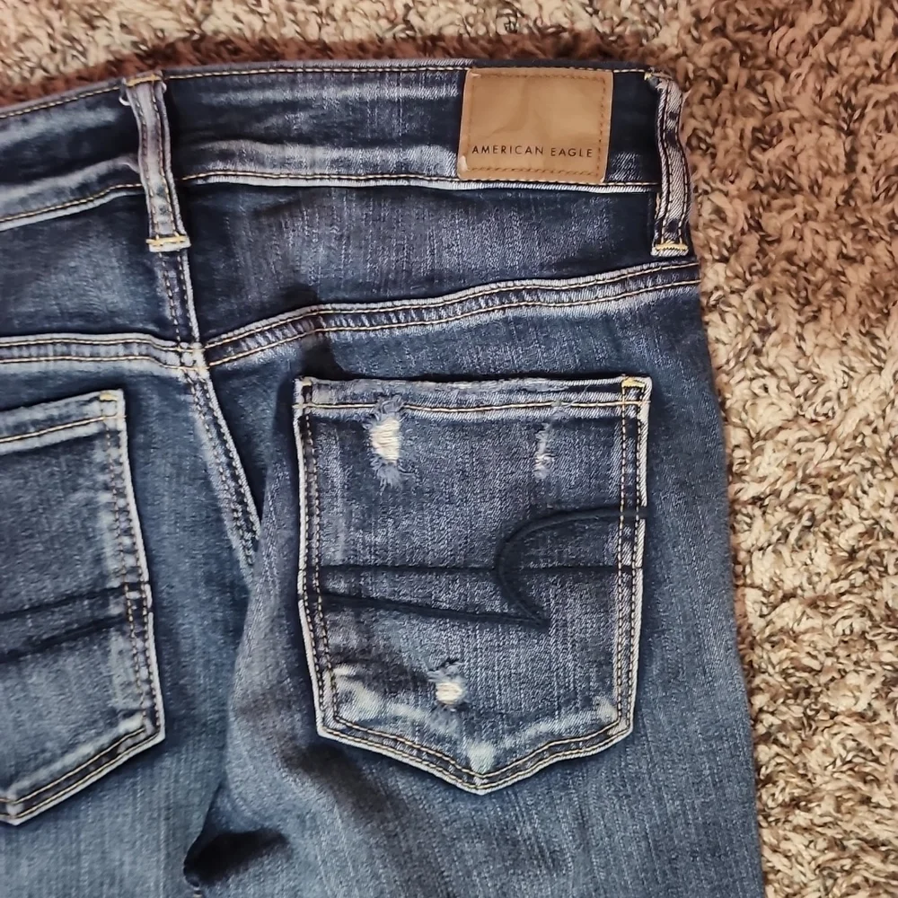 American eagle - Picture 3 of 5